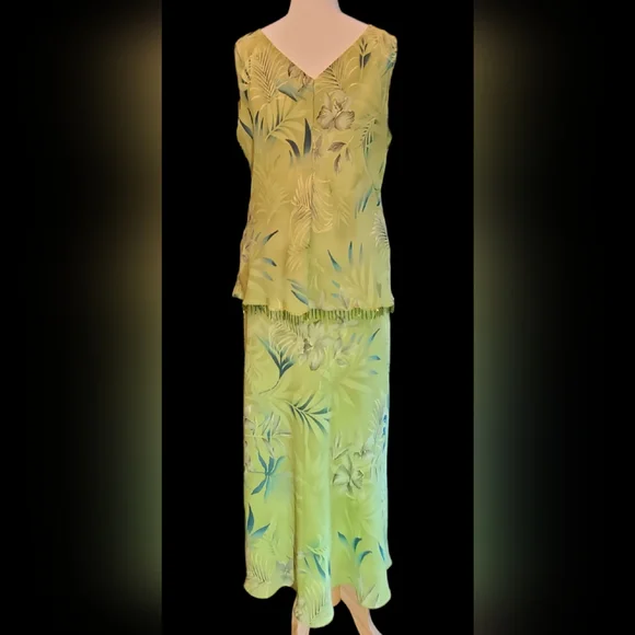 NWT Donna Ricco size 14 lime green 2 piece top & skirt - Picture 4 of 15
